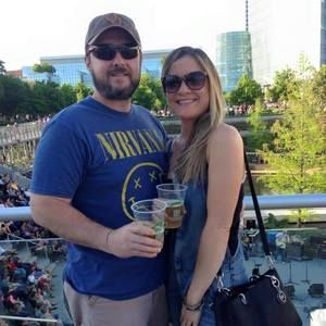 Meet your Posher, Leigh